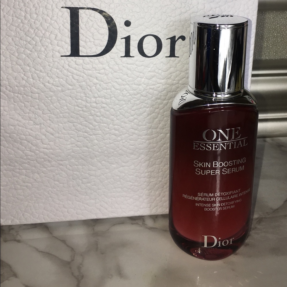 One Essential Skin Boosting Super Serum